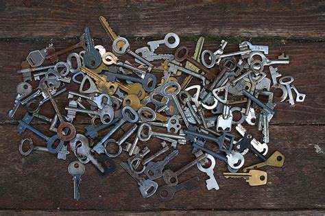 recycle old metal keys